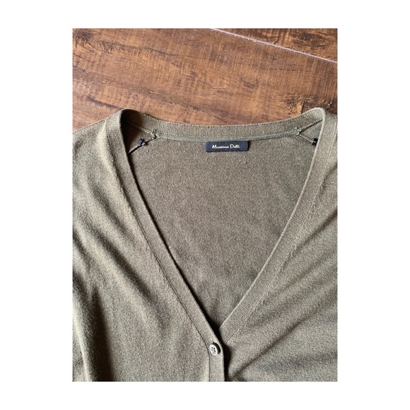 Cardigan - Picture 5 of 7